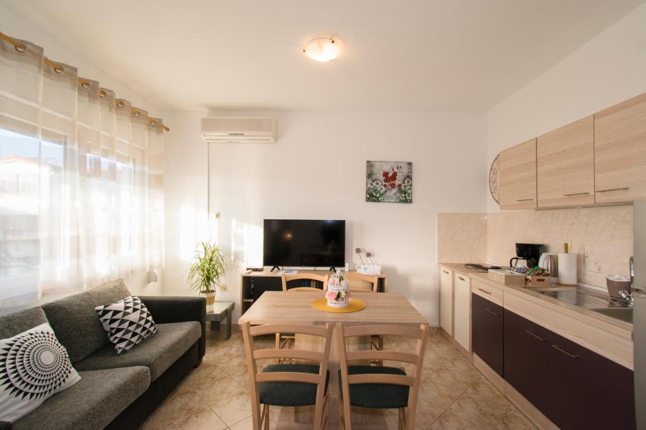 Apartman Fuma Rovinj Extérieur photo